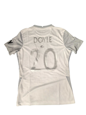 Julie Doyle Signed Luna Replica Kit